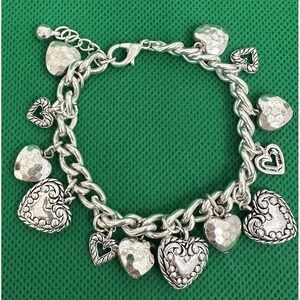 Silver Tone Heart Charm Dangle Chain Bracelet Coquettish Cute Love VTG Style 7"